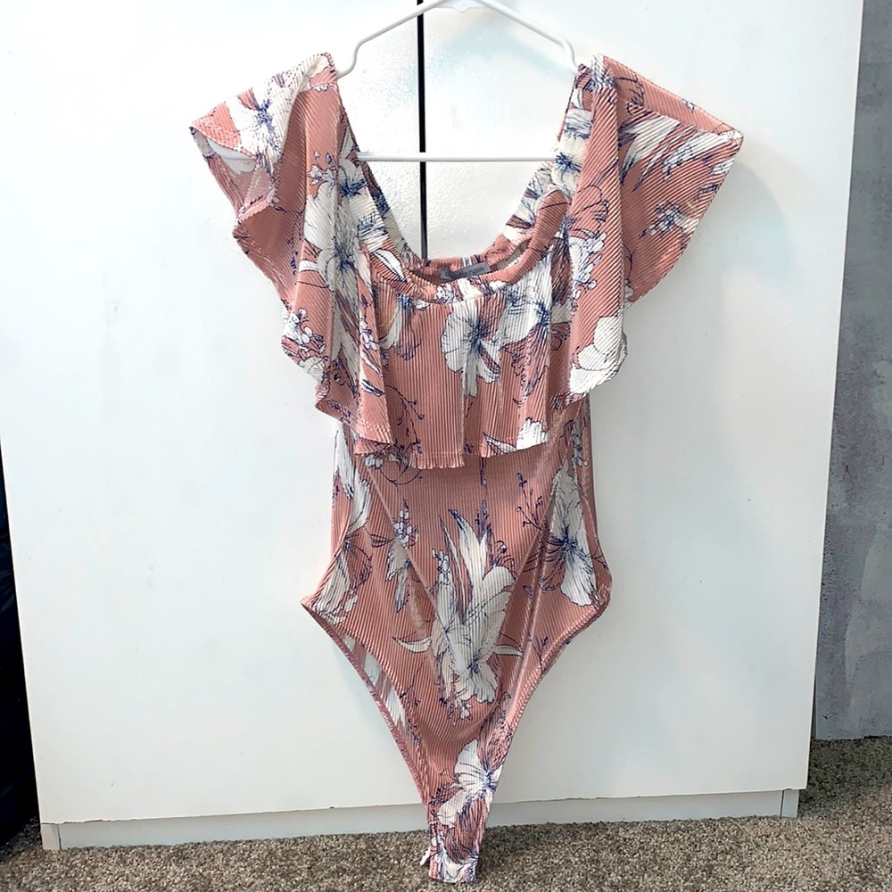 Charlotte Russe Women’s Floral Bodysuit